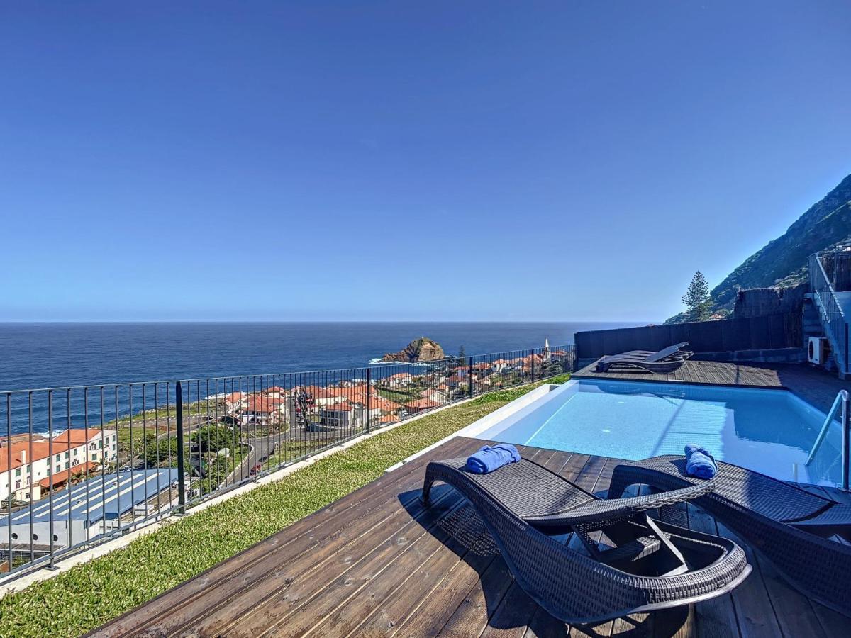 Casa Das Escaleiras By Atlantic Holiday بورتو مونيز المظهر الخارجي الصورة