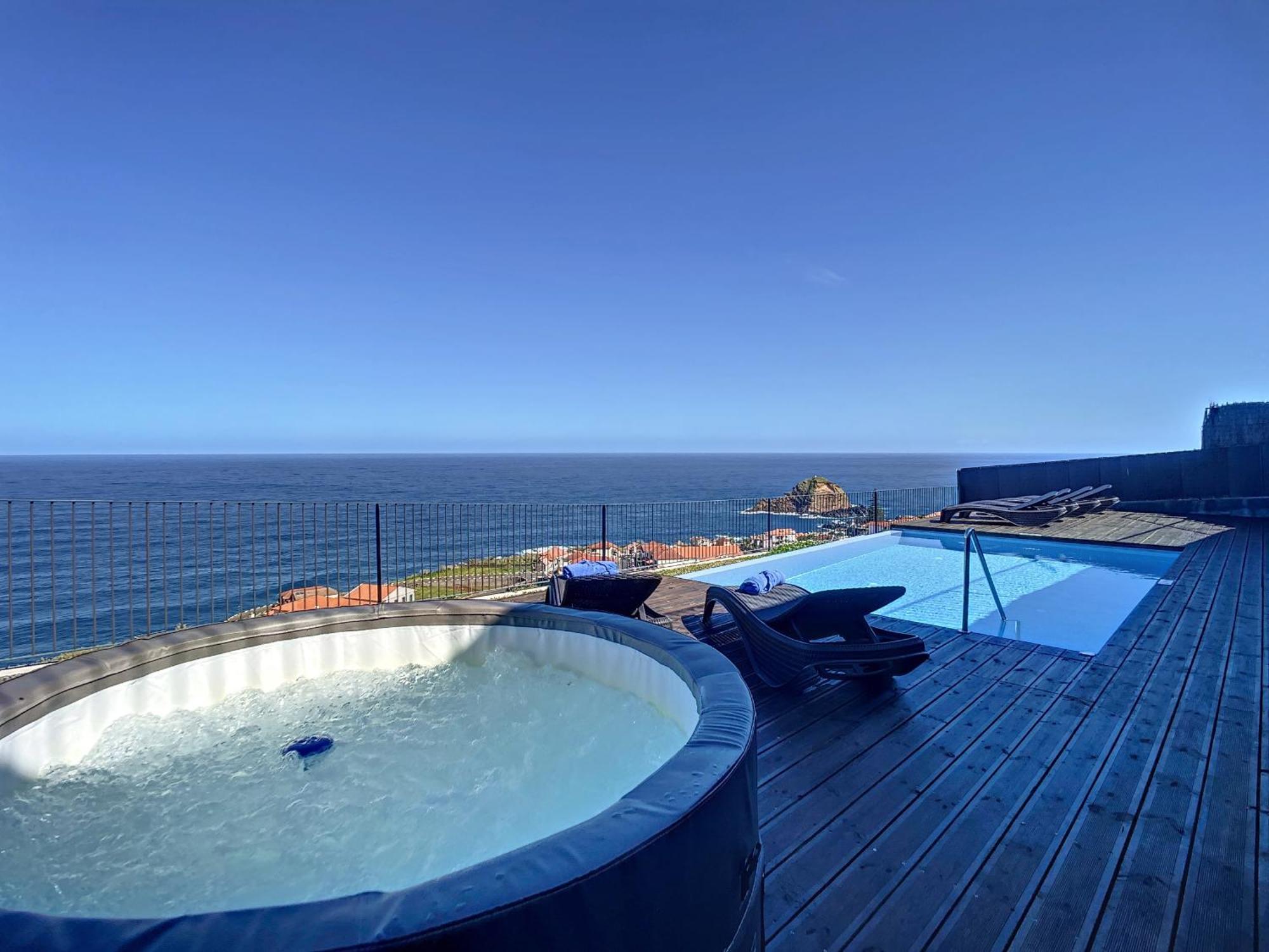 Casa Das Escaleiras By Atlantic Holiday بورتو مونيز المظهر الخارجي الصورة