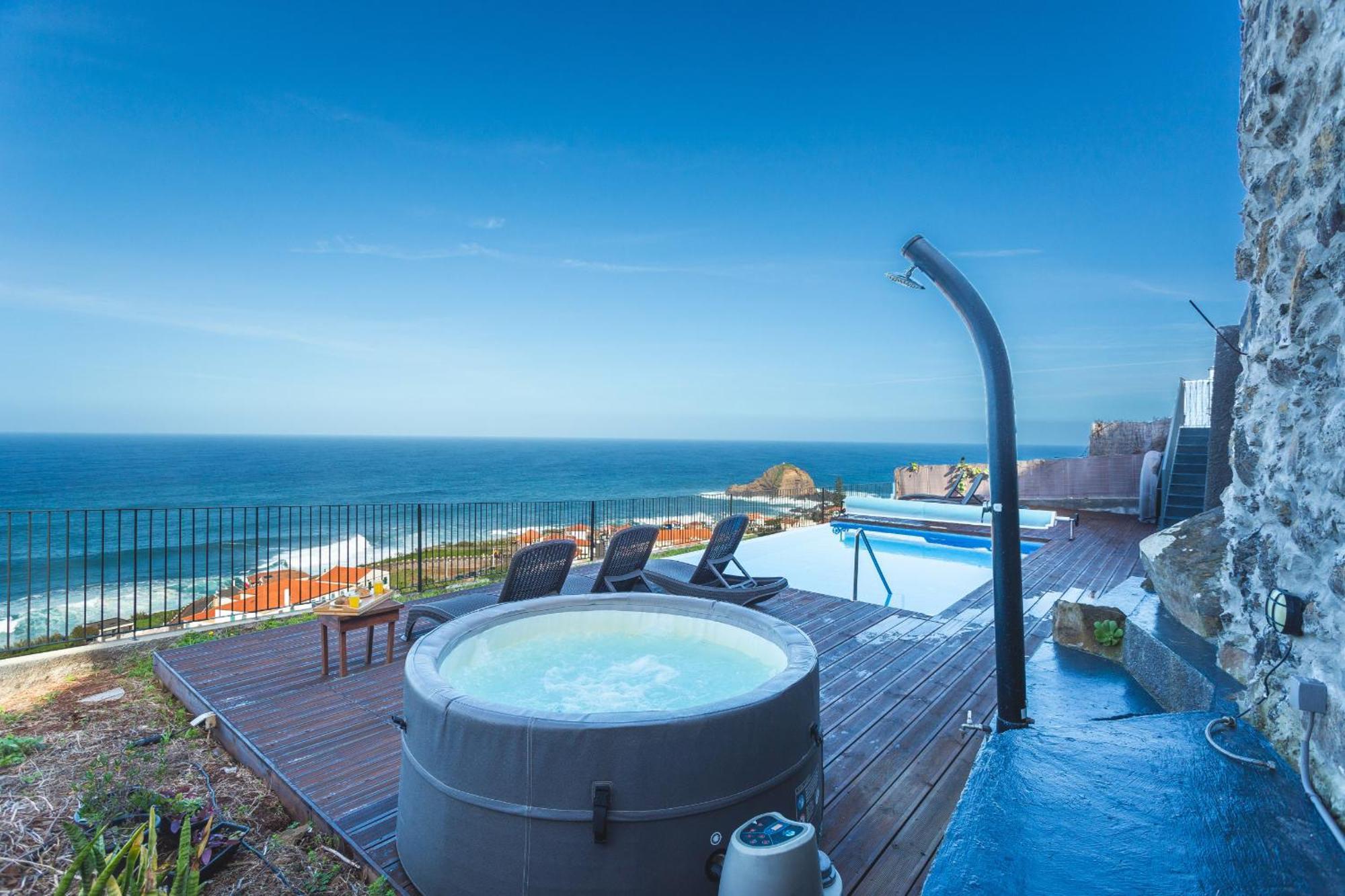 Casa Das Escaleiras By Atlantic Holiday بورتو مونيز المظهر الخارجي الصورة