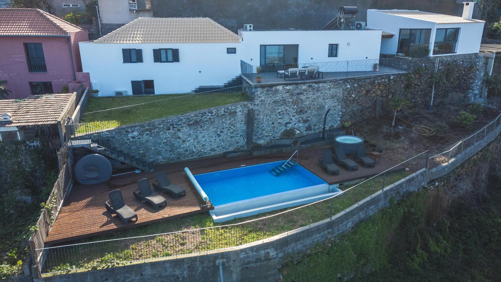 Casa Das Escaleiras By Atlantic Holiday بورتو مونيز المظهر الخارجي الصورة